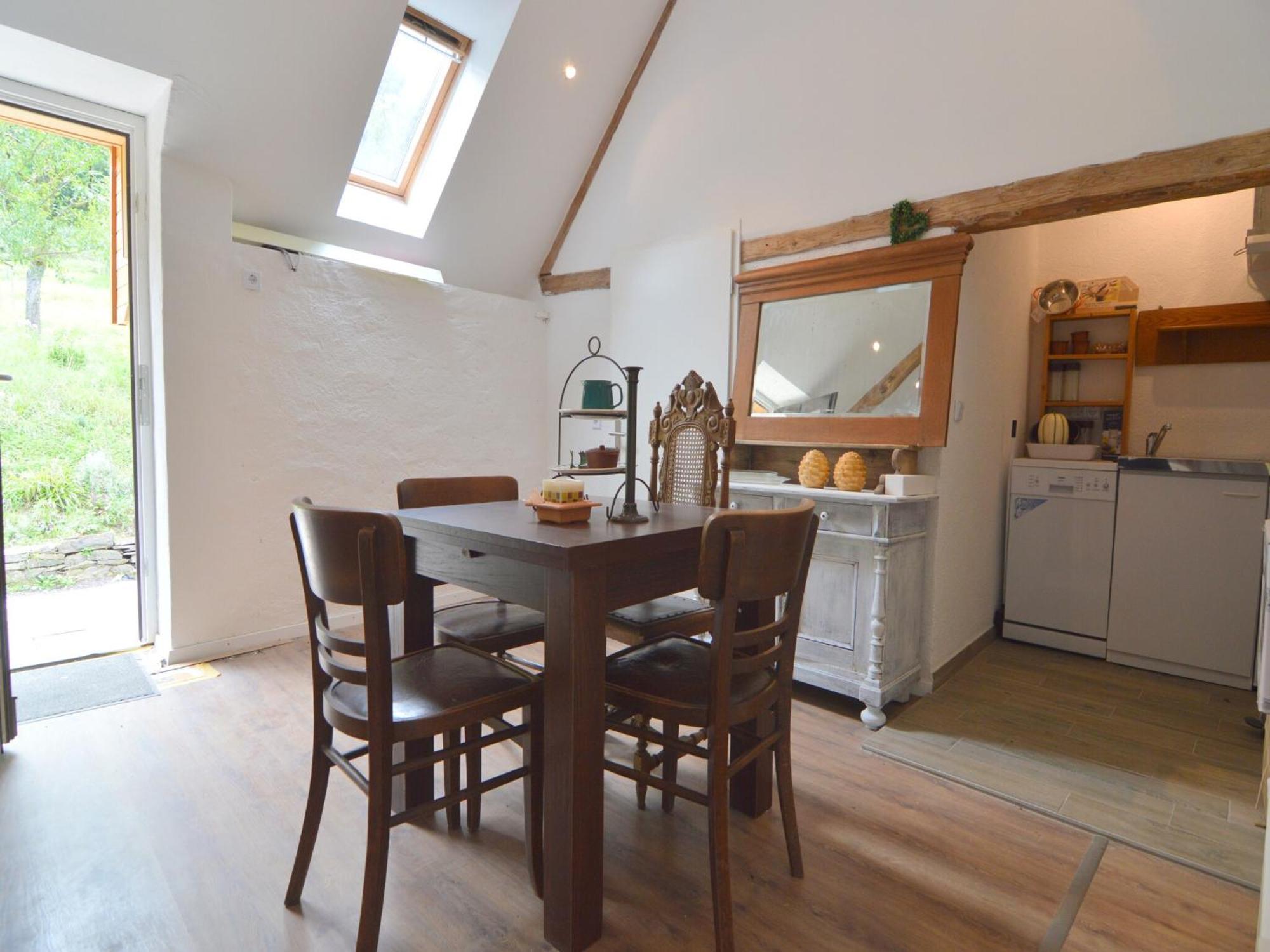 Cozy Apartment In Immerath With Fishing Near 外观 照片