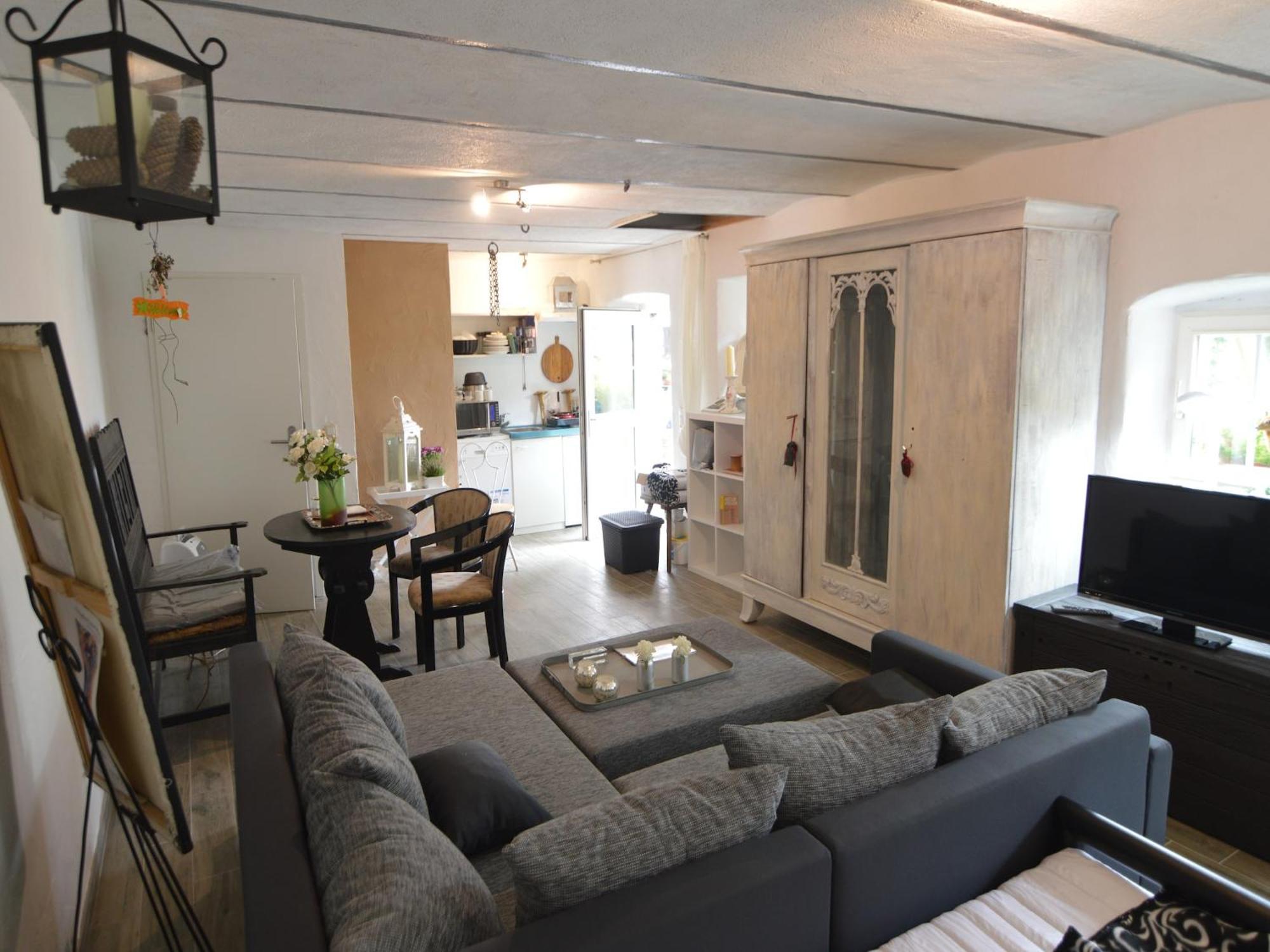 Cozy Apartment In Immerath With Fishing Near 外观 照片