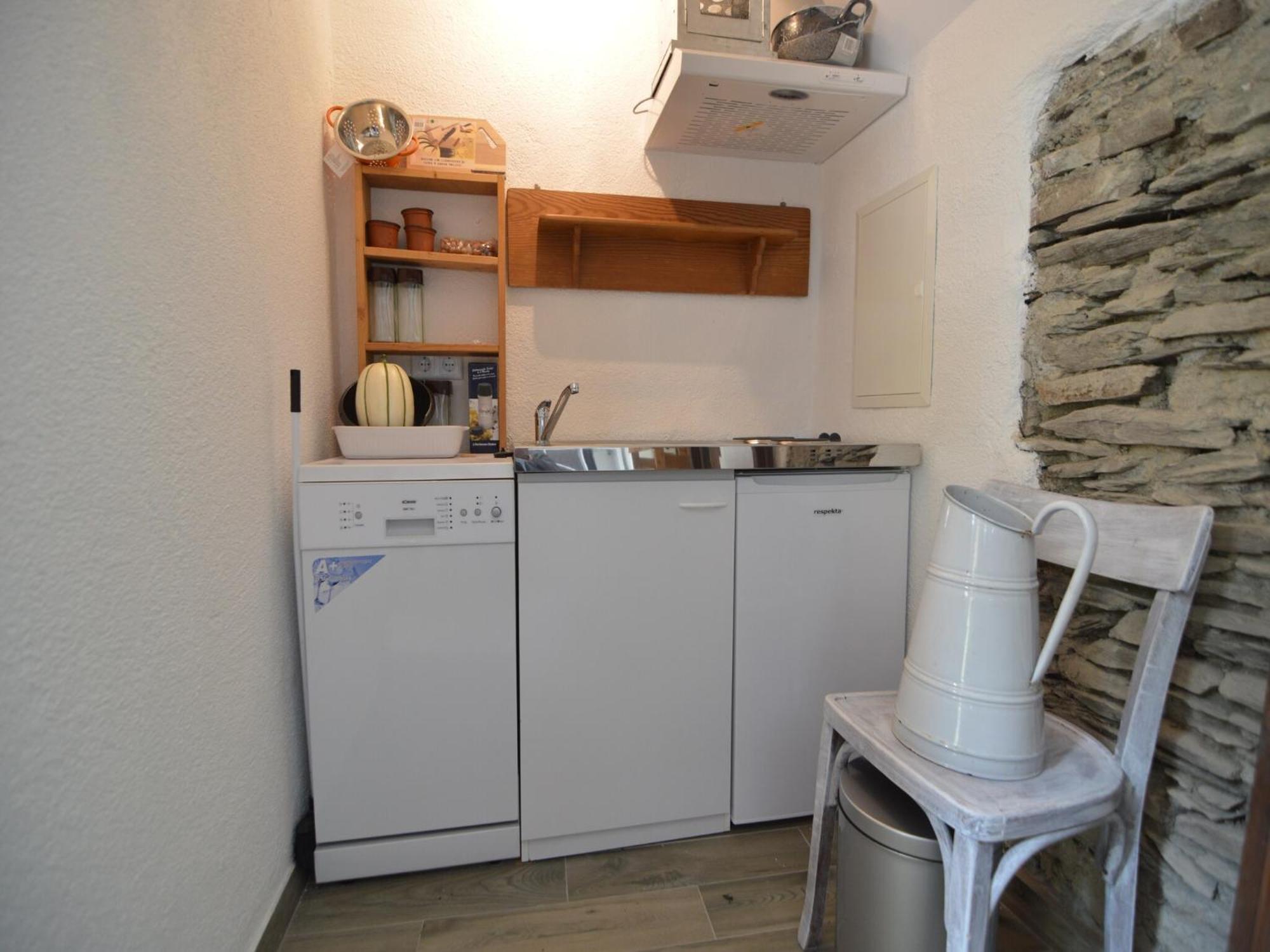 Cozy Apartment In Immerath With Fishing Near 外观 照片