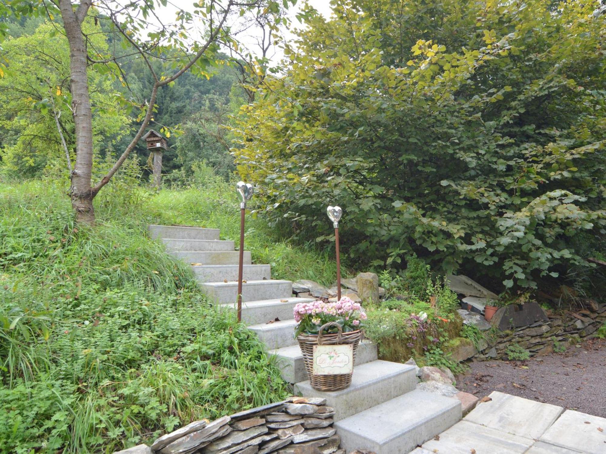 Cozy Apartment In Immerath With Fishing Near 外观 照片